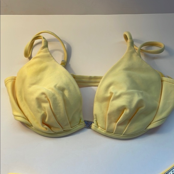 Venus Sunny Yellow Bikini Set - Picture 2 of 5